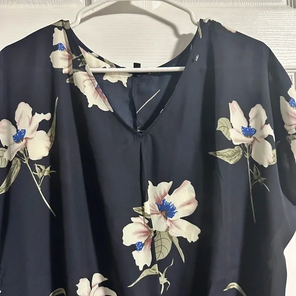 Navy Floral Blouse - Picture 2 of 5